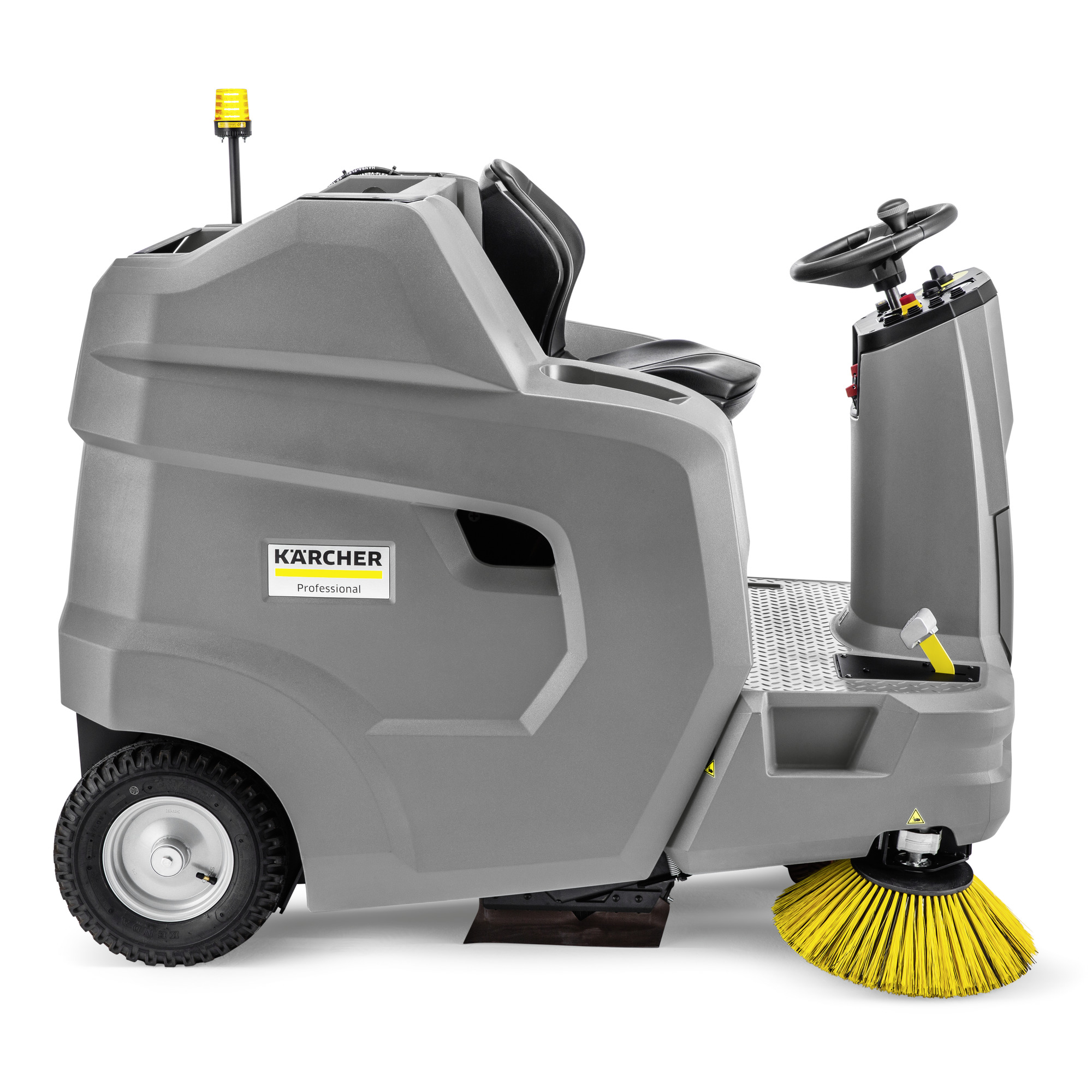Karcher KM 100/120 R BP Pack Sweeper - Image 2